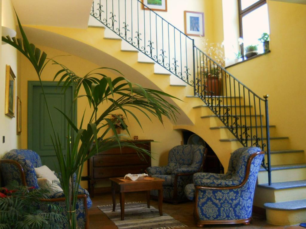 Tenuta Calabiana Diano dʼAlba Εξωτερικό φωτογραφία